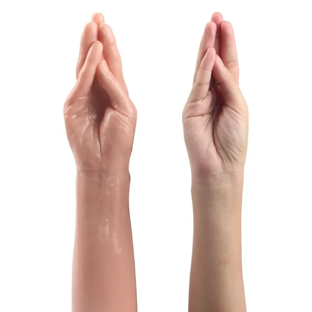 Dildo LOVETOY Fisting Extreme Magic Hand. în formă de mână. lungime 35 cm. diametru 7.5 - 9 cm. culoarea pielii
