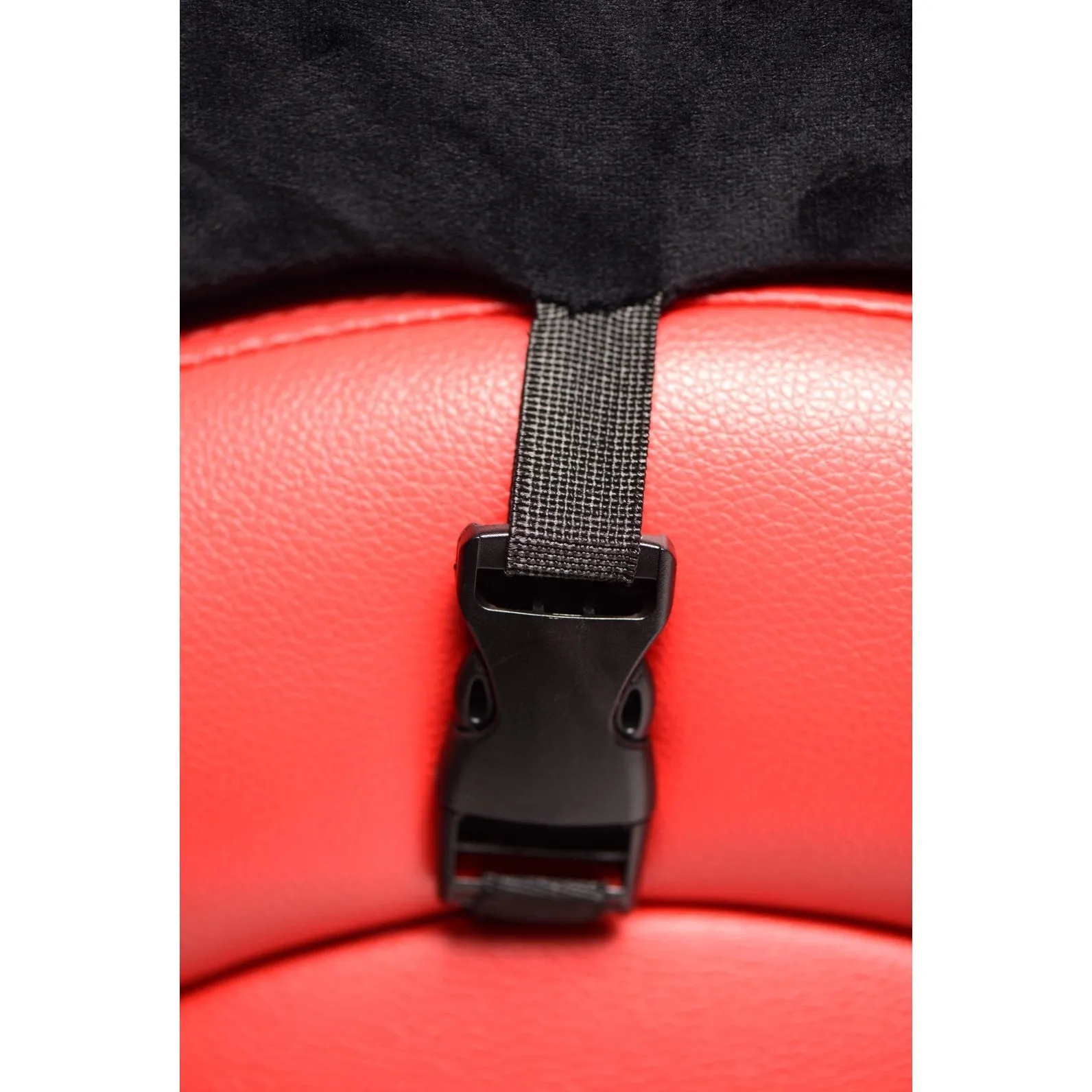 Kinky Couch Sex Chaise Lounge With Love Pillows
